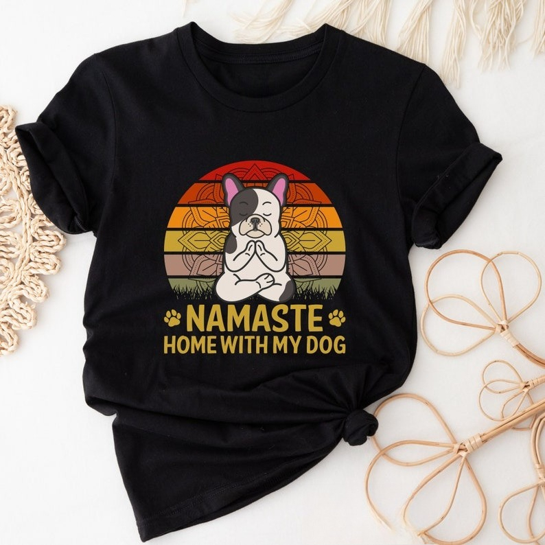 Pilates Yoga Instructor - Sevimli Karikatür Köpek Namaste Gömlek Komik