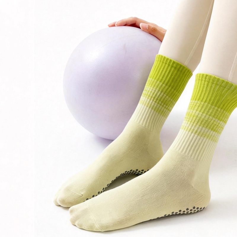 Dreamlikelin 1 Çift Kadın Orta - Pilates Yoga Grip Socks incelemesi ve fiyatı