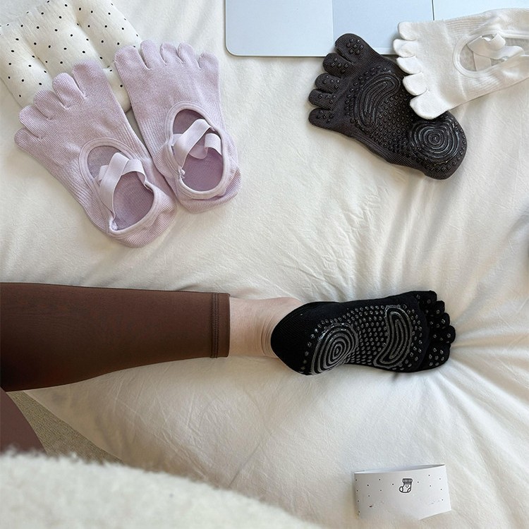 Kadın Çapraz Askılı Beş Parmak - Pilates Yoga Grip Socks incelemesi ve fiyatı